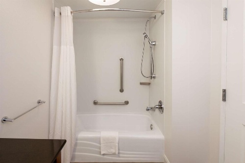 Hampton Inn By Hilton And Suites Raleigh/Cary I-40 (PNC Arena) image 16