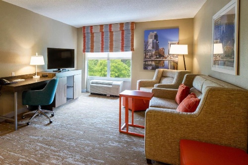 Hampton Inn By Hilton And Suites Raleigh/Cary I-40 (PNC Arena) image 23