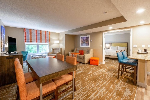 Hampton Inn By Hilton And Suites Raleigh/Cary I-40 (PNC Arena) image 4
